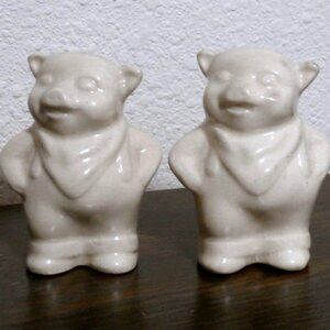 Shawnee Pottery Vintage Set of Pig  Salt & Pepper Shakers  Unpainted 3" Tall